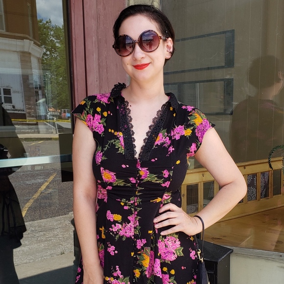 Meet your Posher, Max - Picture 6 of 6